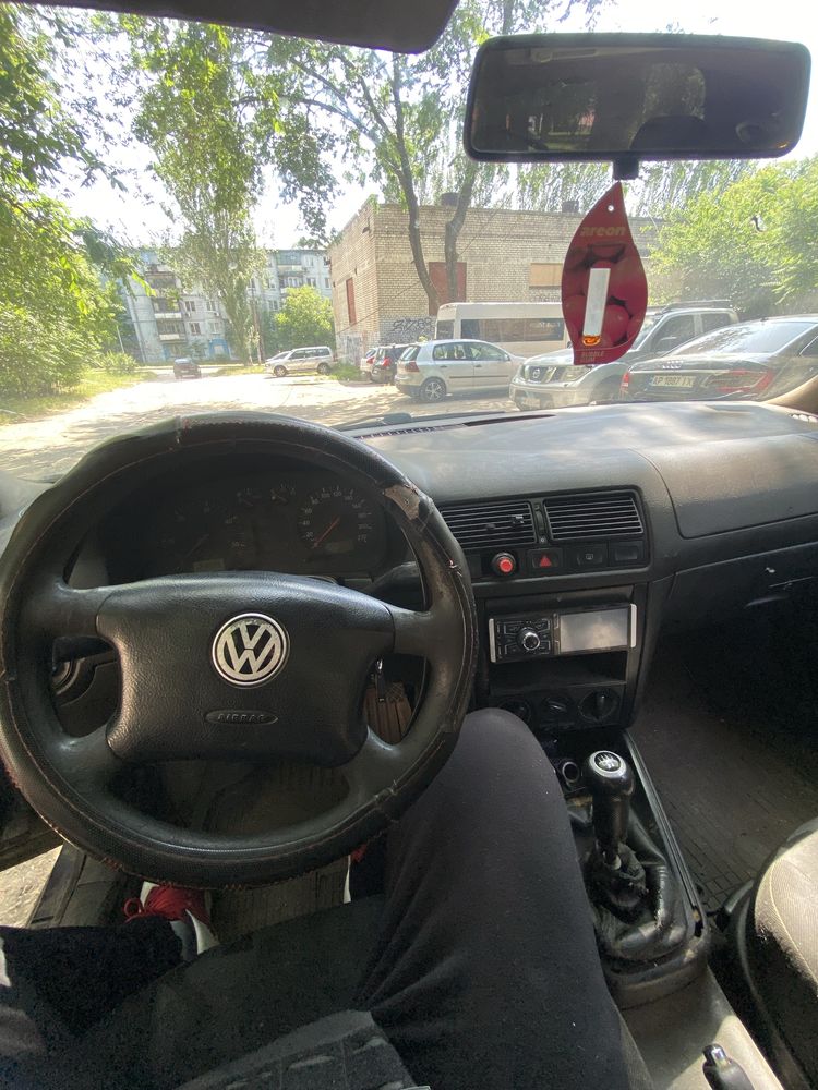 Продам гольф 1.9 tdi