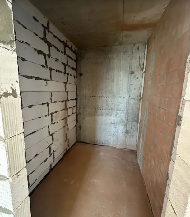 Продаж 1к квартири 44 кв. м на вул. Куліша