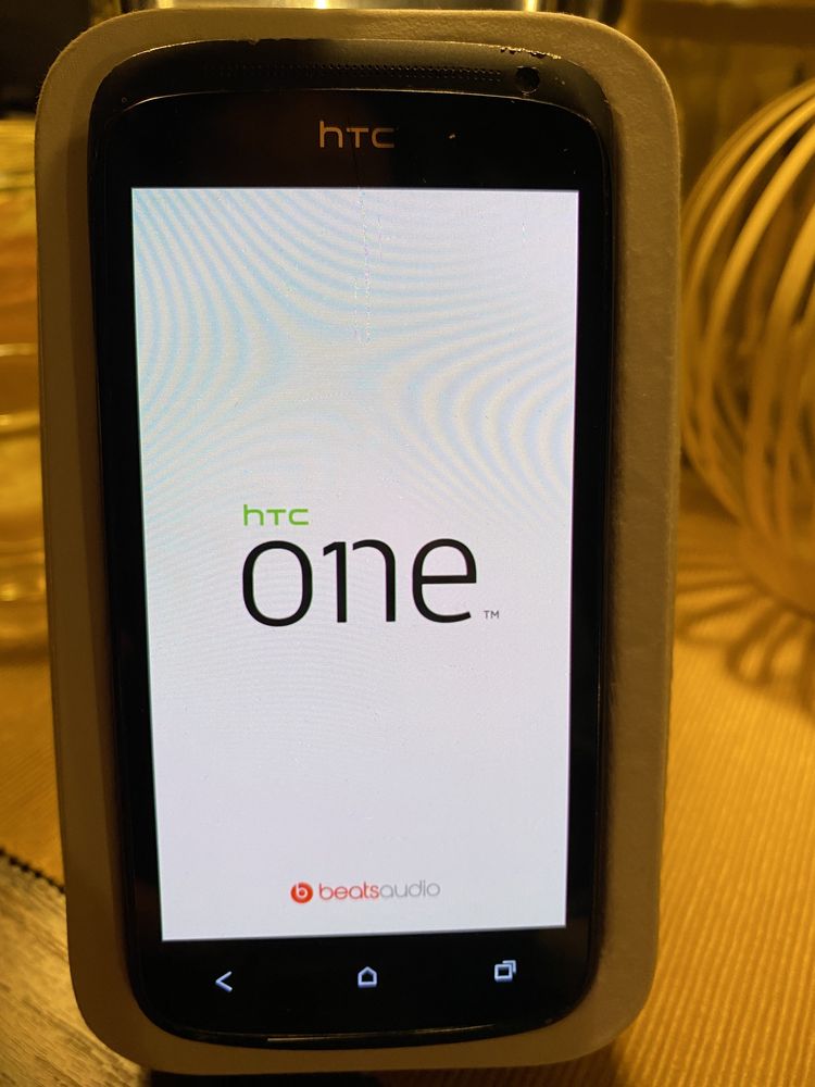 Htc one s uszkodzony