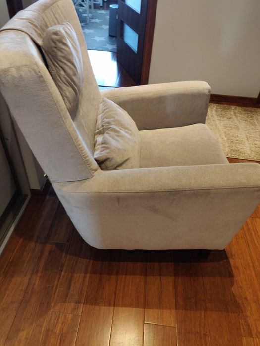 Fotel uszak szary 2 poduszki Agata Meble