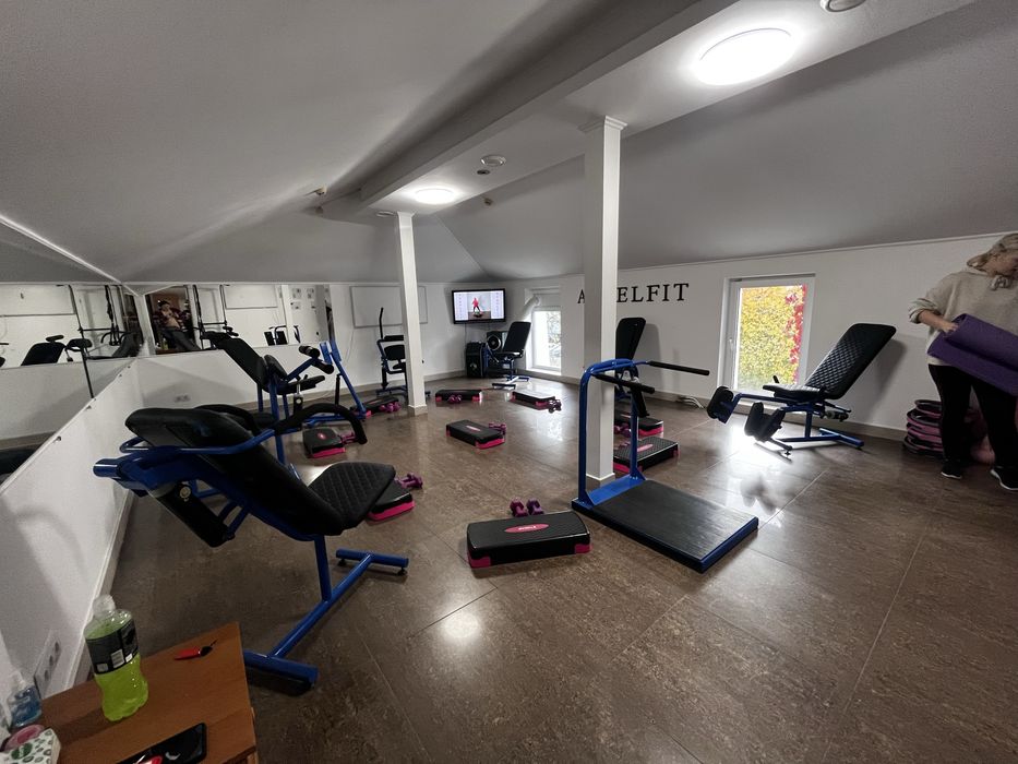 Оренда примішення без комісії в центрі на 2 поверсі , 77 кв.м