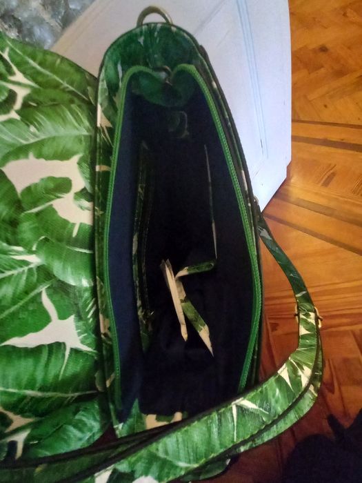 Bolsa / carteira / mala senhora NOVA