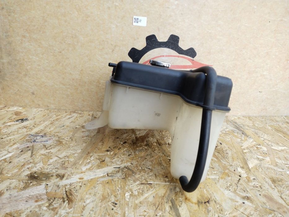 Jeep Grand Cherokee WK 2004-2010 бачок расширительный 55116873AD