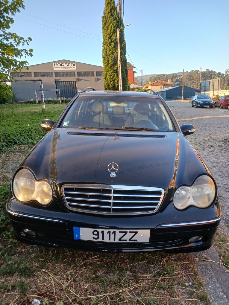 Mercedes 220 CDI