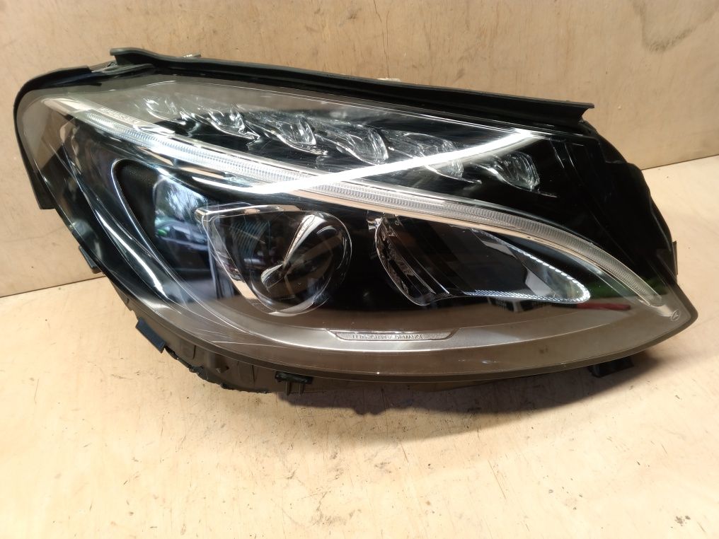 Prawa lampa Mercedes w205 c205 led c klasa