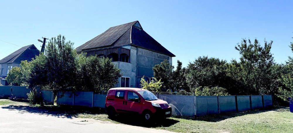 Пропоную квартиру в двоповерховому котеджі