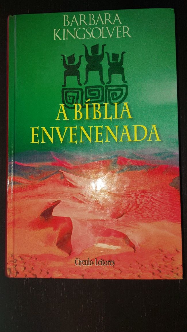 A Bíblia Envenenada, de Barbara Kingsolver