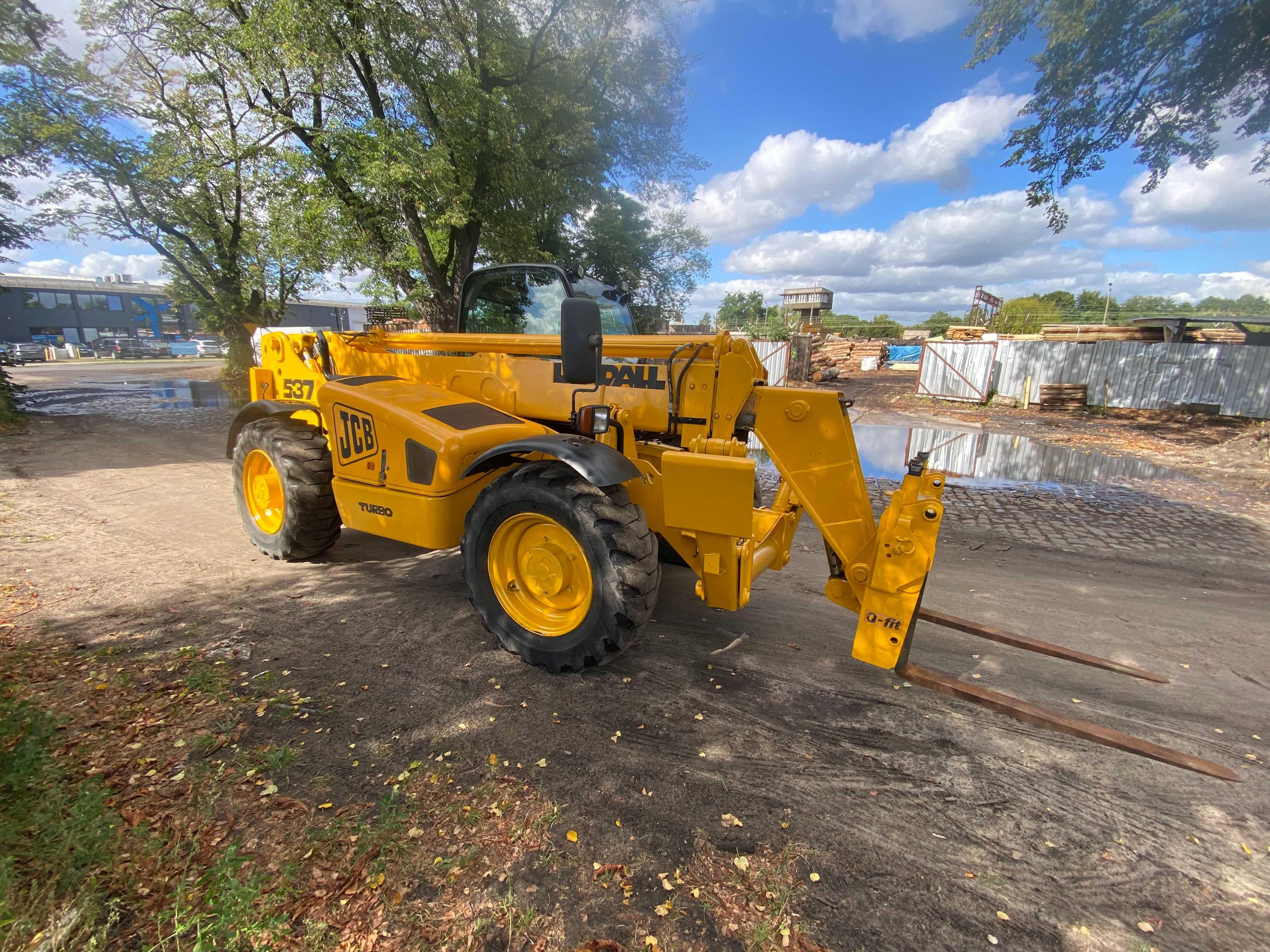 Ładowarka teleskopowa JCB 537-135