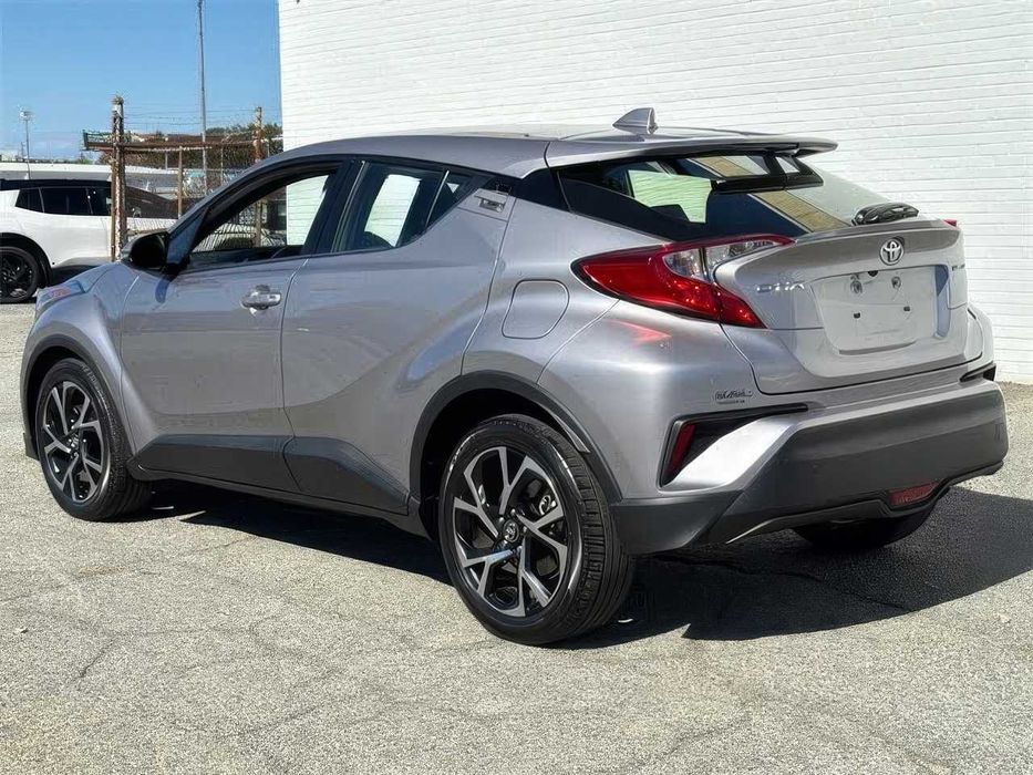 Toyota C-HR Limited      2019