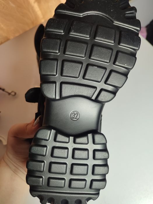 Босоніжки для дівчинки