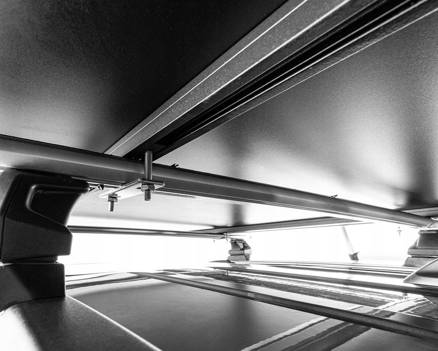 SAMOCHODOWY NAMIOT DACHOWY AERO ALU bagażnik dach w twardej obudowie