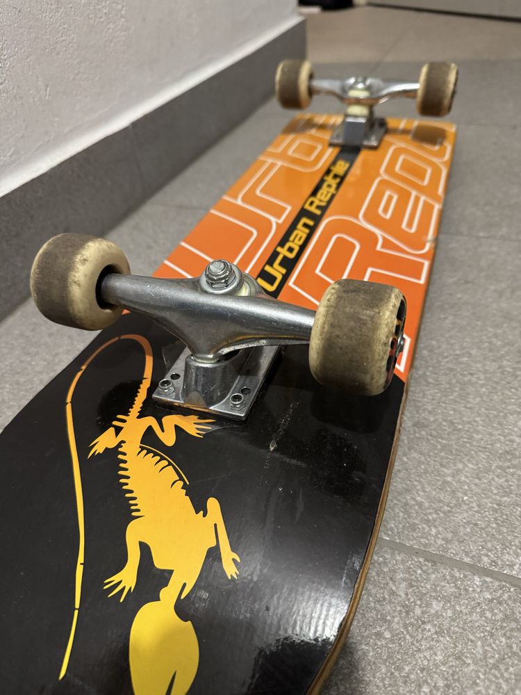 Deskorolka Urban Reptile-ABEC5