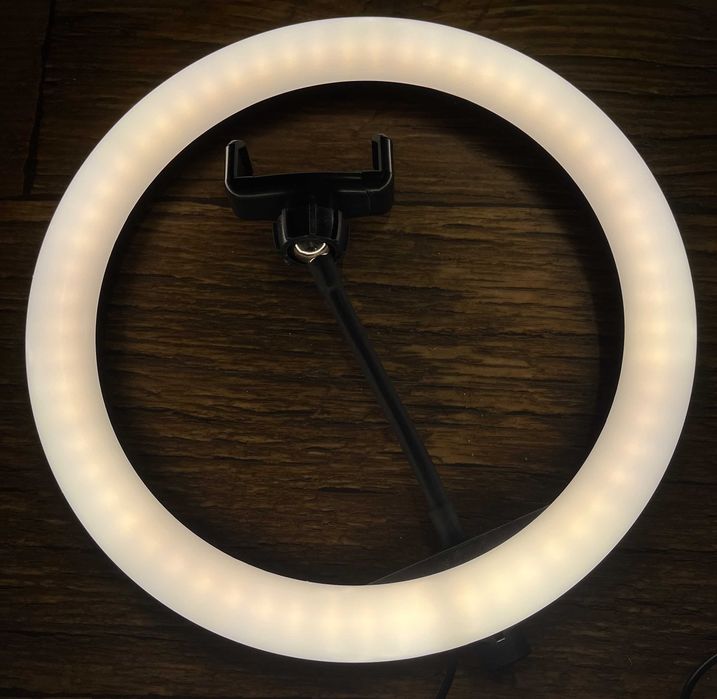 Lampa pierścieniowa  z uchwytem, statywem i pilotem