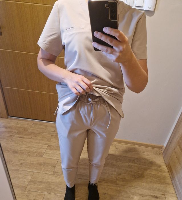 Srubs jasnobeżowy r. M