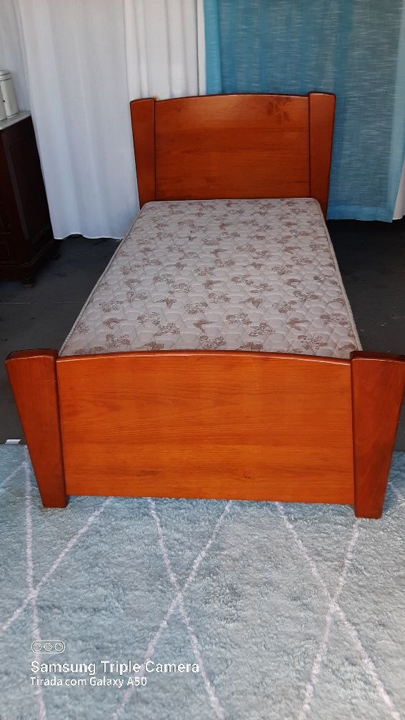 Cama solteira madeira