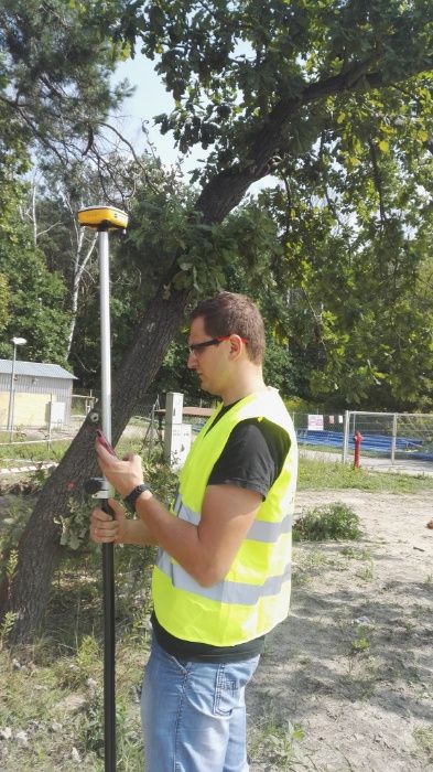 Geodeta, usługi geodezyjne.