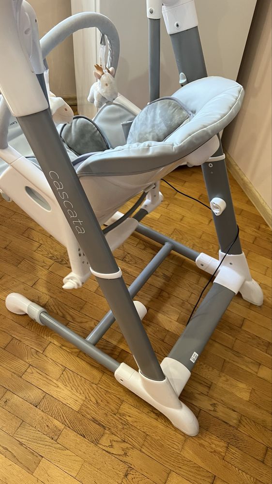 Стільчик для годування, заколисуючий центр Carrello Cascata 3 в 1