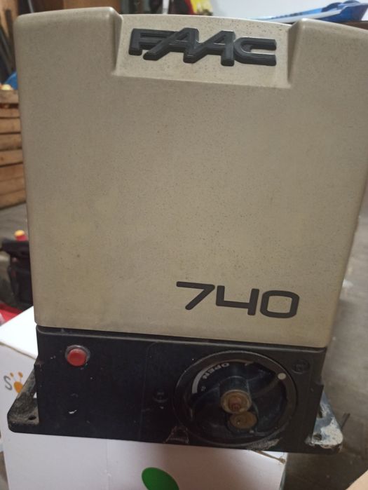 FAAC 740 Napęd bramy przesuwnej