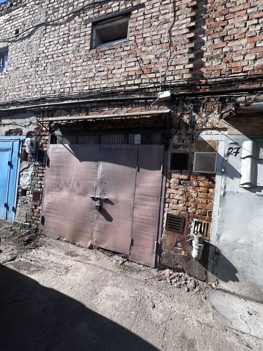 Продам гараж у кооперативі кристал