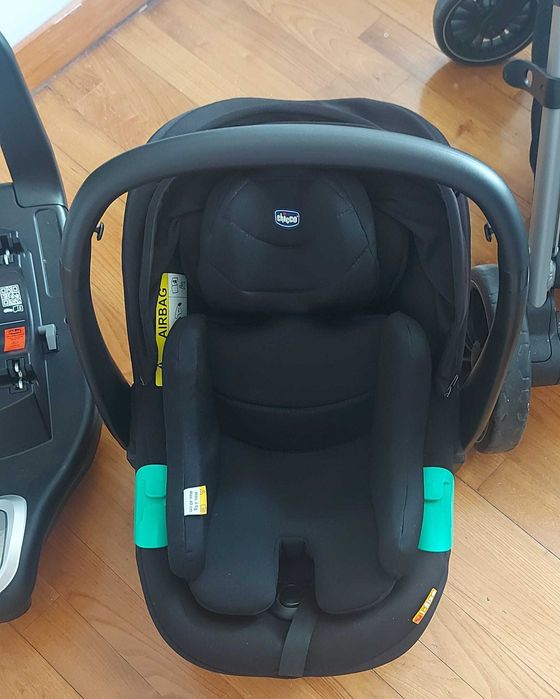 Carrinho de bebé chicco + isofix