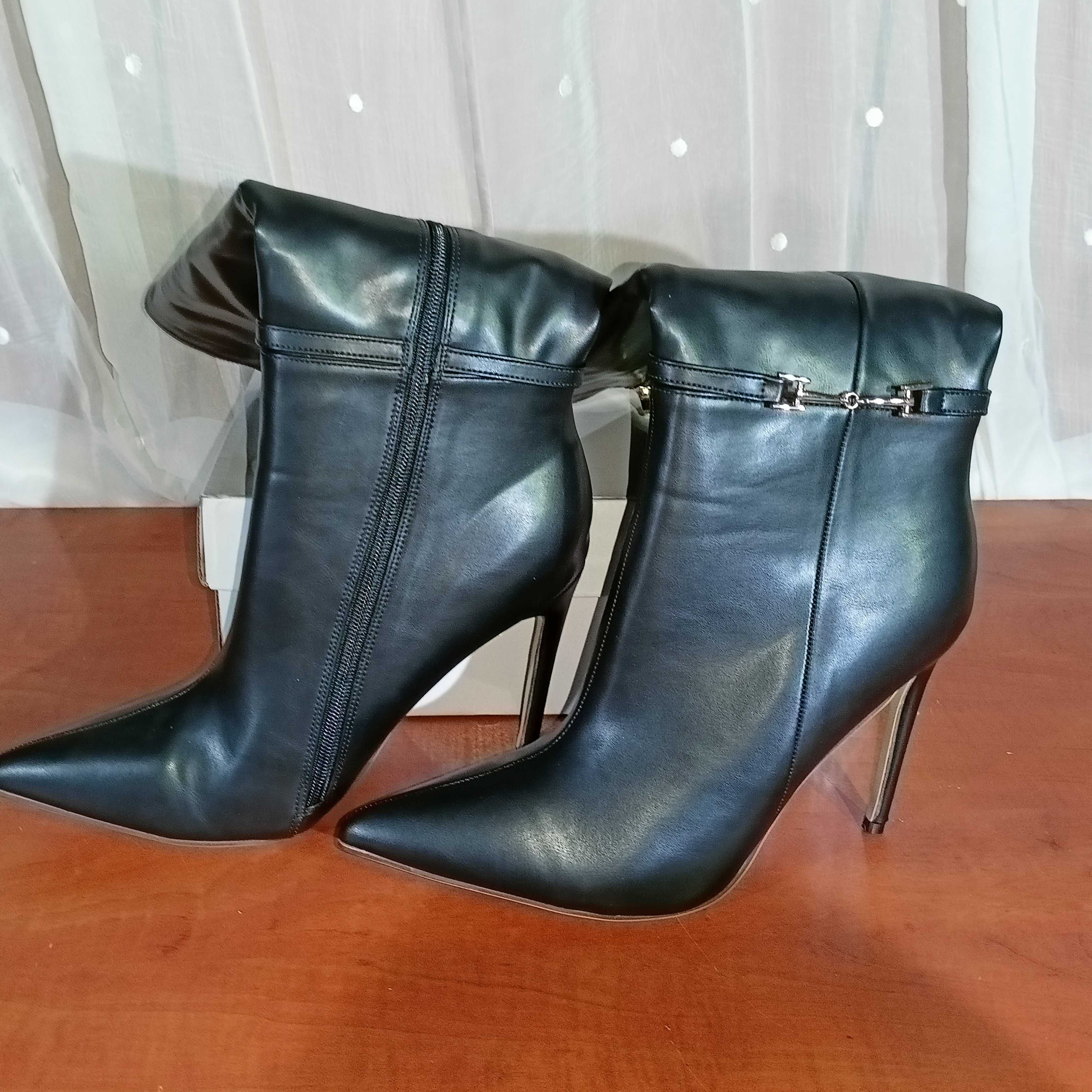 Kobiece kozaki Szpilka rozm. 43 / Szpilka 12 cm