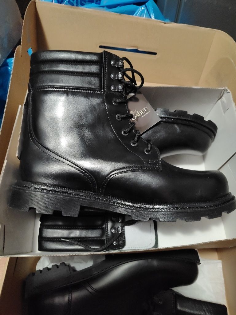 Buty wojskowe militarne taktyczne rozmiar 30 / 46