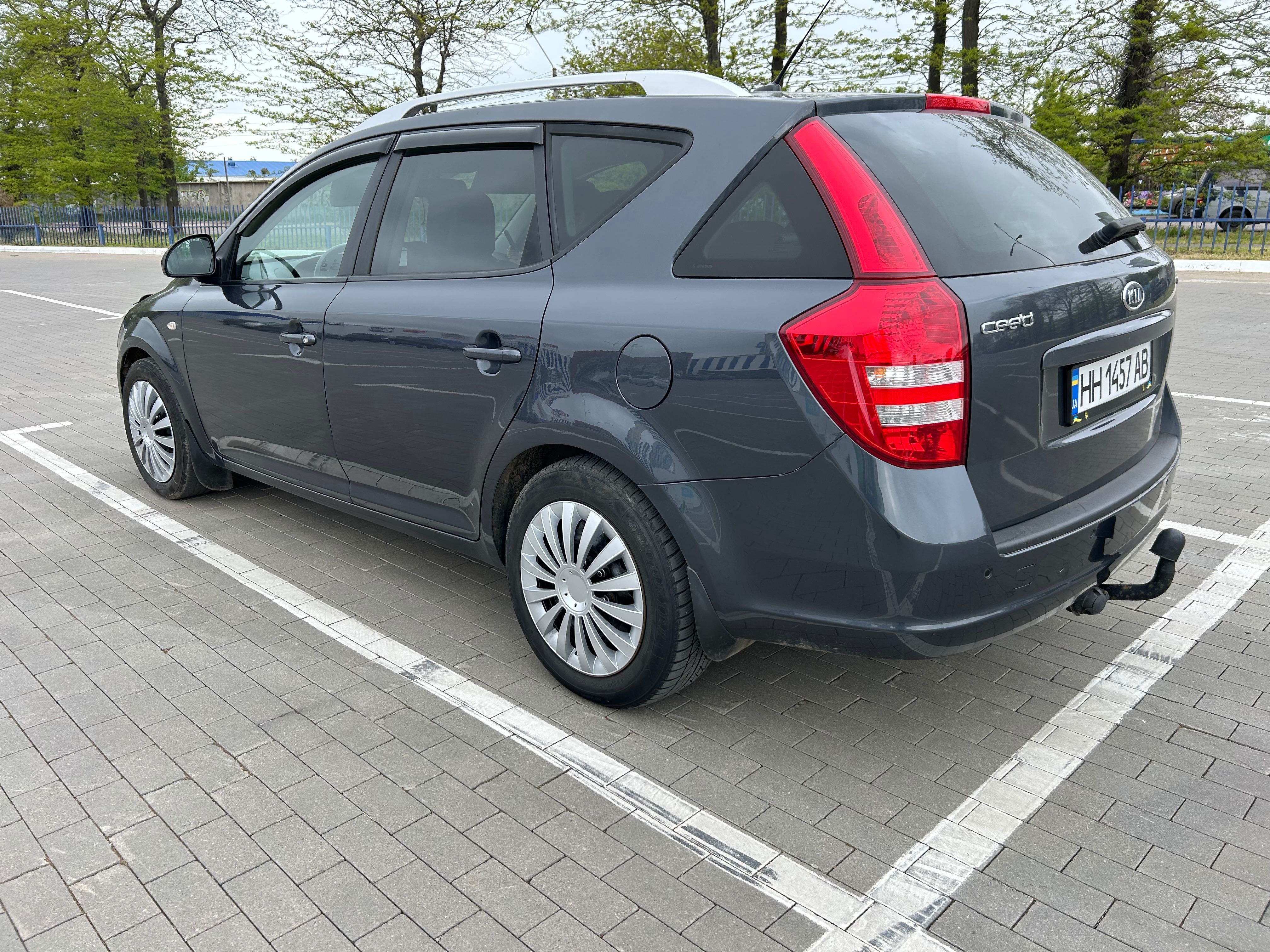 Kia ceed 1.6tdi 2008року