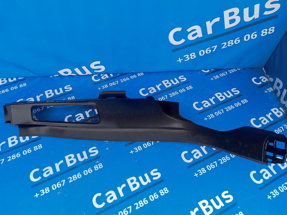 Обшивка стійки салону  Porsche Macan 95B 2.0 Порш Макан стойки