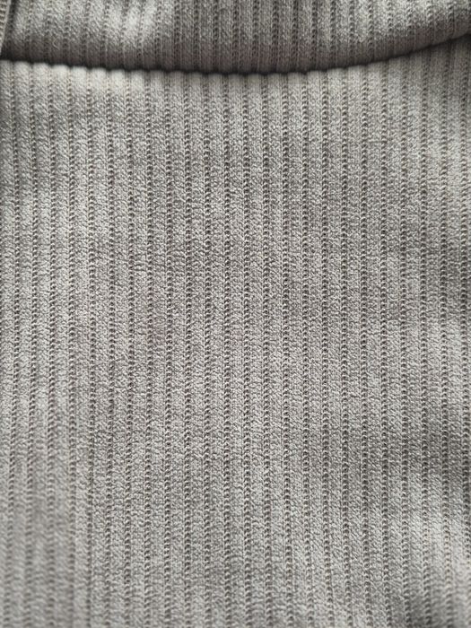 Sztruksowa spódnica midi, rozkloszowana, roz. 38 Nowa z metką