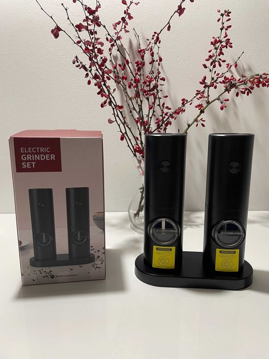 Elektryczny młynek do pieprzu i soli - zestaw 2 sztuki Idealny Prezent
