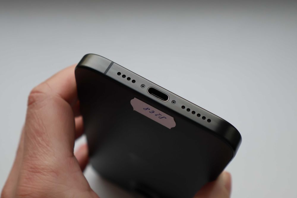 Apple Iphone 15 Pro Max 256Gb Black Titanium Neverlock Оригінал!