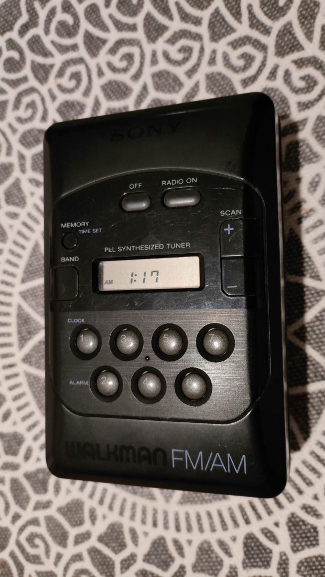 Walkman Sony WM-F2031 z radiem