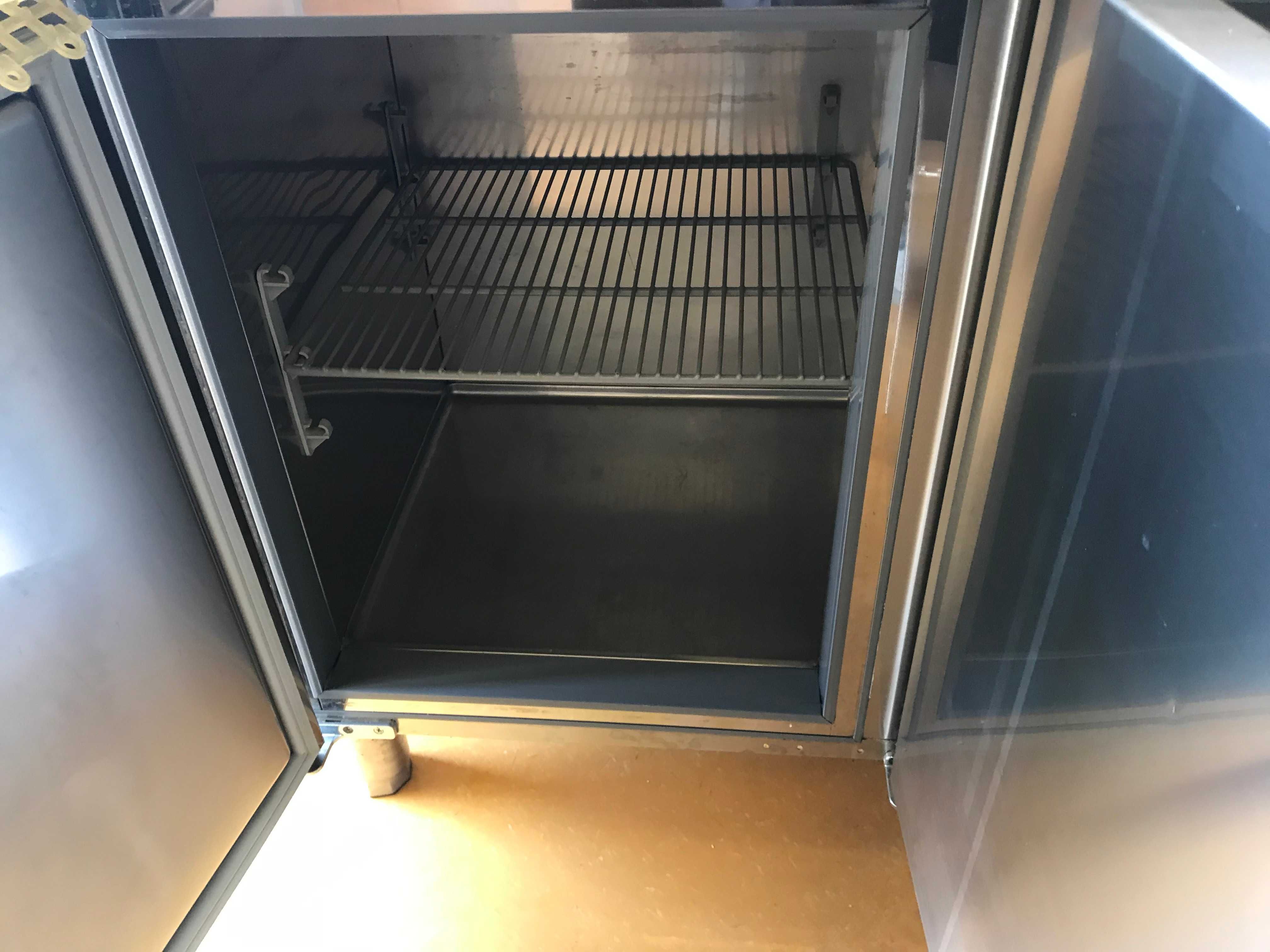 bancada de frio 2 Porta inox impecavel