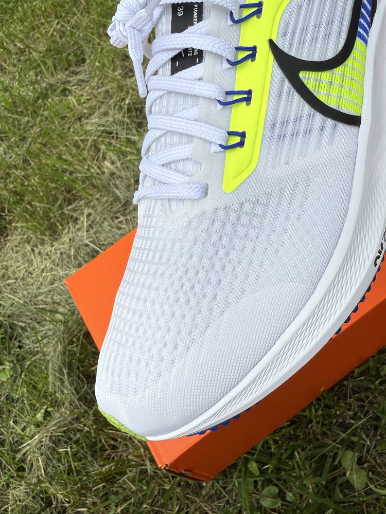Оригінал Кросівки Nike Air Zoom Pegasus 39. (від 27см, до 29,5).Літо !