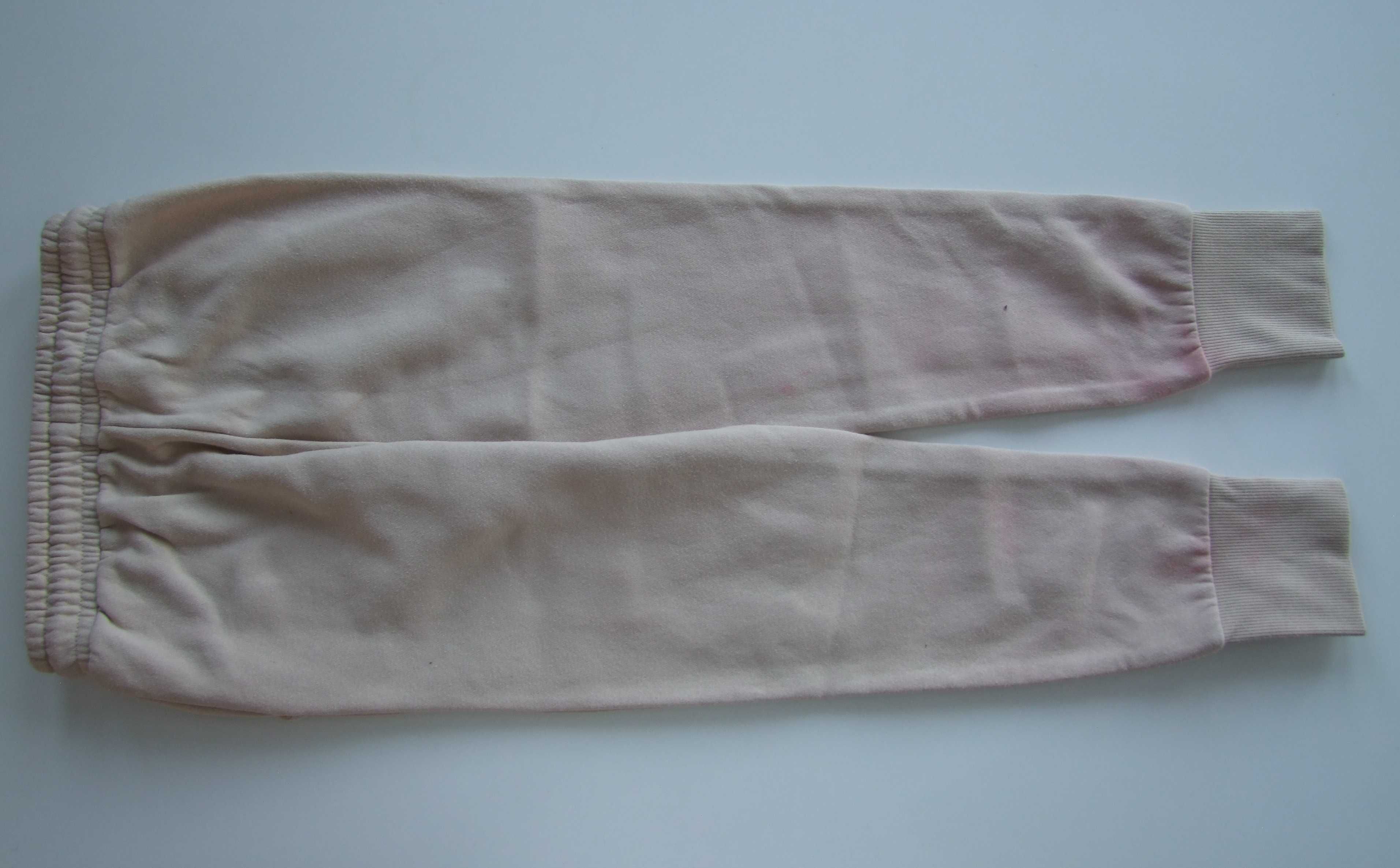 Spodnie dresowe Reserved roz. 140