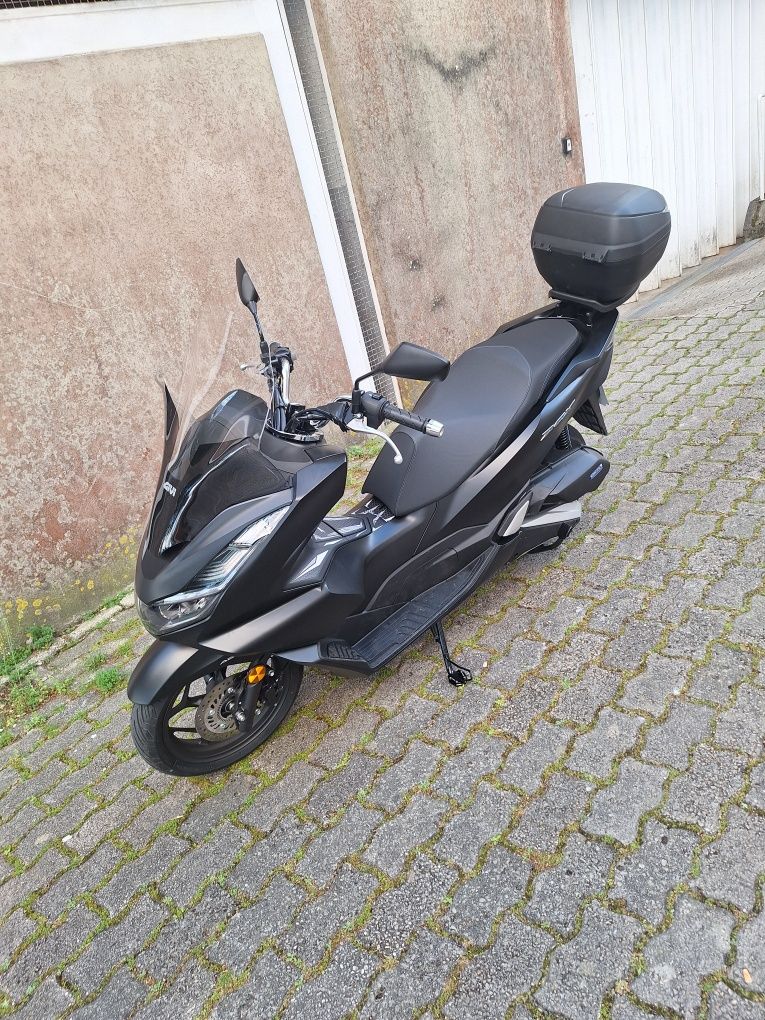 Vendo honda pcx 125 com 470km