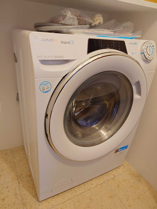 Máquina de Lavar Roupa Candy 8kg 1400 RPM