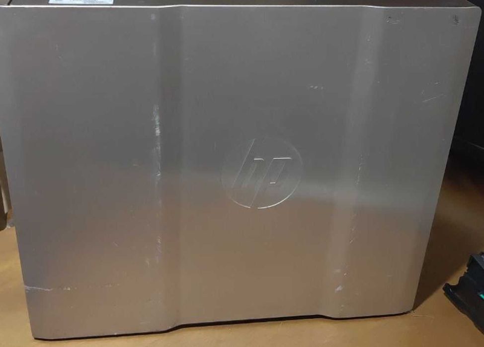 Продам дві робочі станції HP Z820 (ціна за дві)