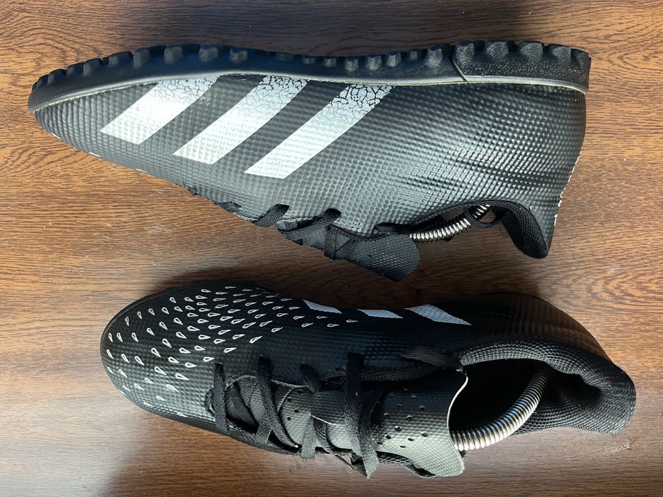 Сороконіжки 41 розмір Adidas Predator оригінал
