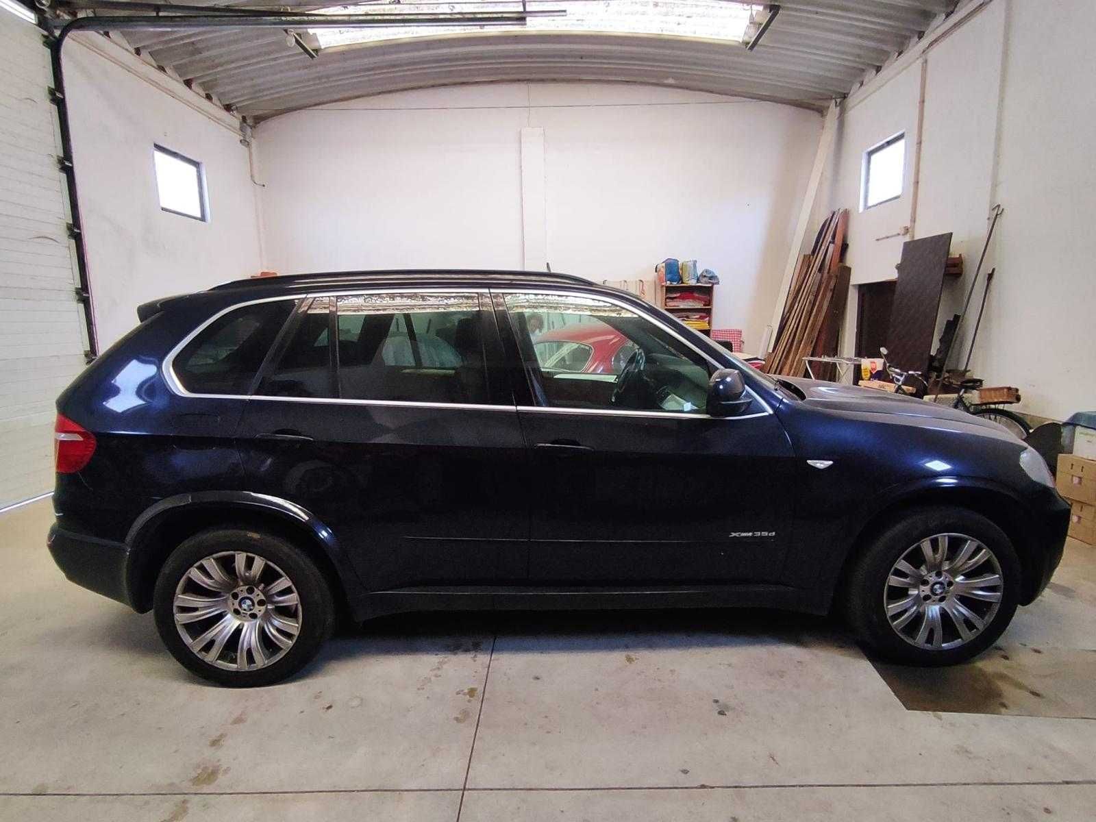 Venda BMW 5X 3000 cilindrada