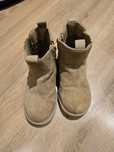 Buty wiosenno/jesienne sztyblety Reserved r. 24/25