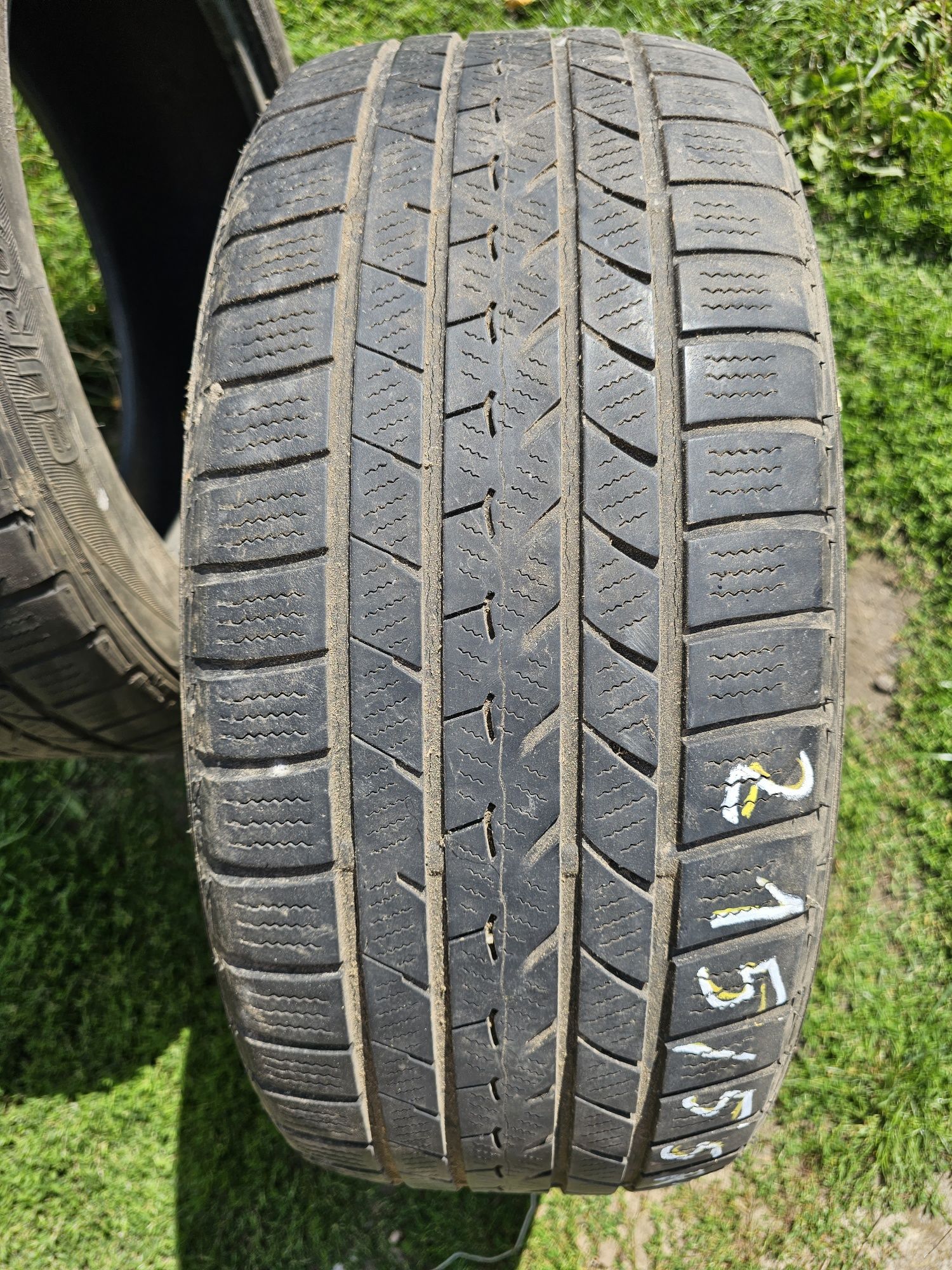 Opony wielosezonowe Falken 215/55R17