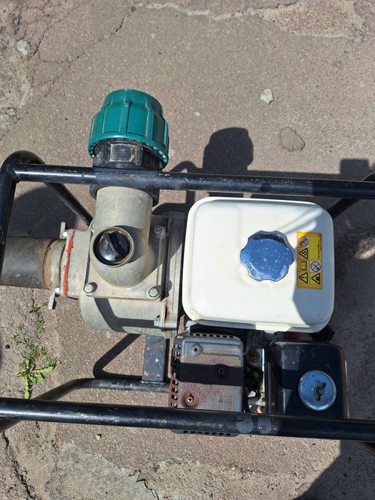 Продам мотопомпу Honda WB30XT.