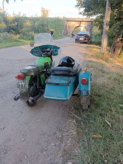 Їж юпітер 4 з документами