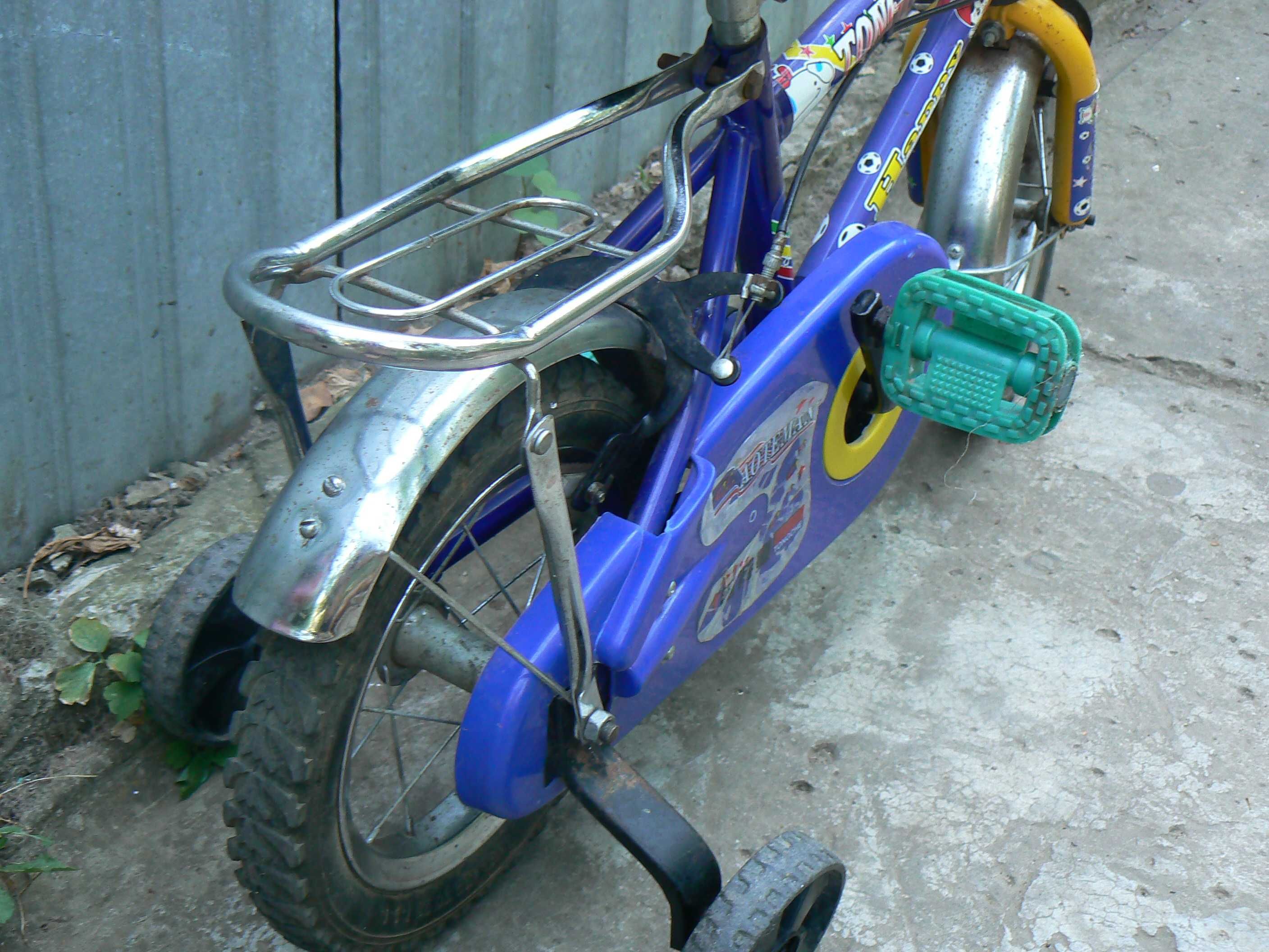 Велосипед 12" с боковыми колесиками
