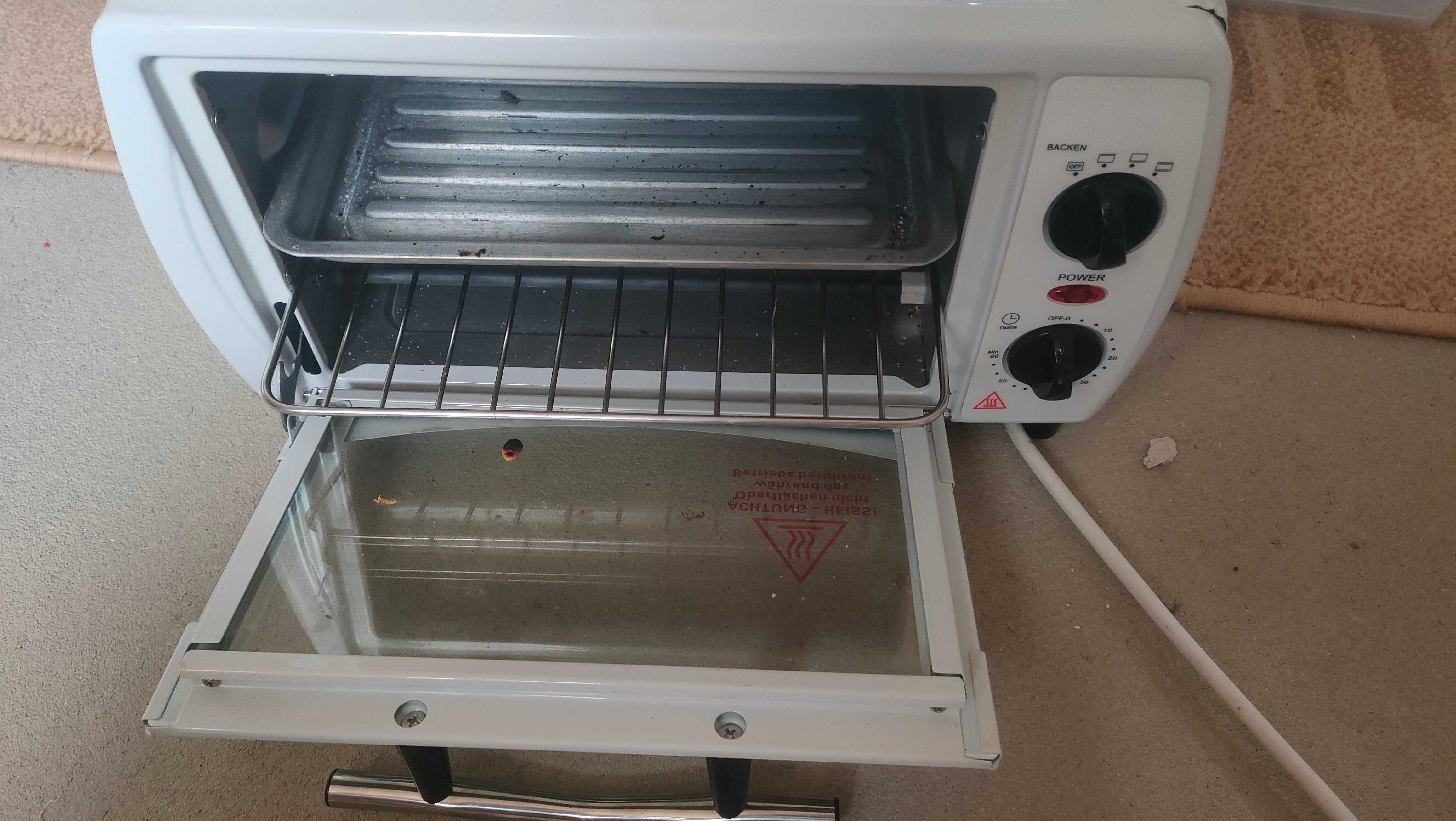 Pieakrnik elektryczny 1000w 9 litrow
