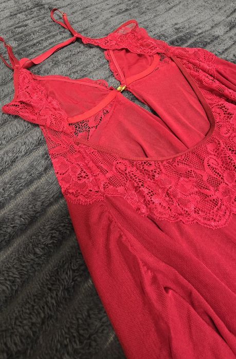 Комплект білизни (комбінація + стрінги)