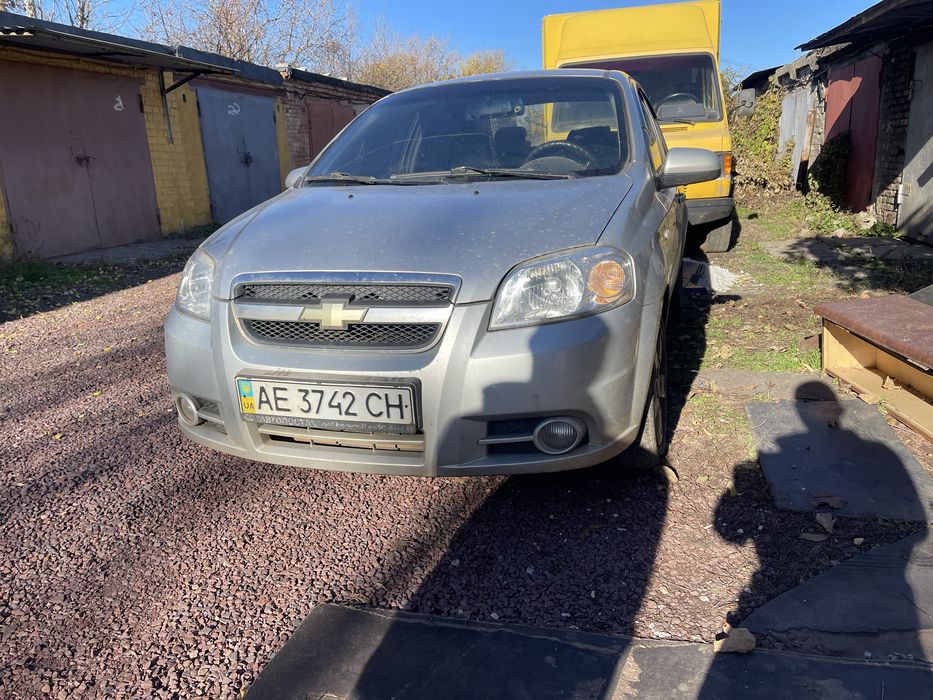 Авео 2008 год 1.5 газ/бензин с кондиционером