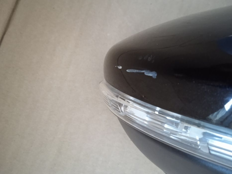 VW Passat B7 Lusterko Prawe 6pin LC9X