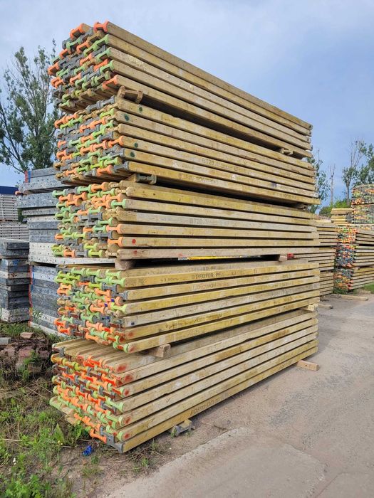 Dźwigary, doki szalunkowe Pfeiffer używane WARSZAWA